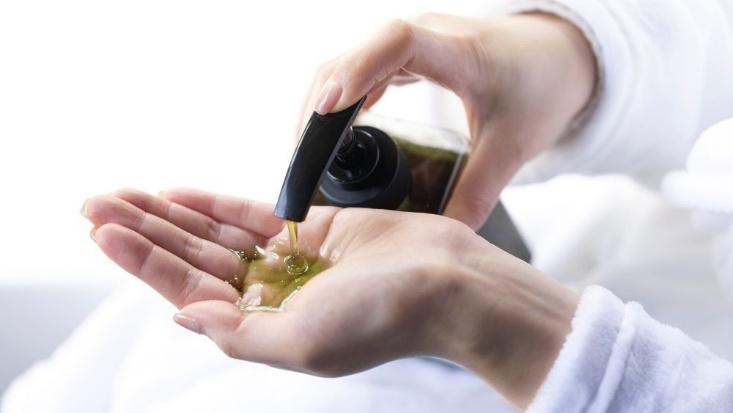 多久洗一次頭較合適？專家分享與個人體質與生活習慣有關